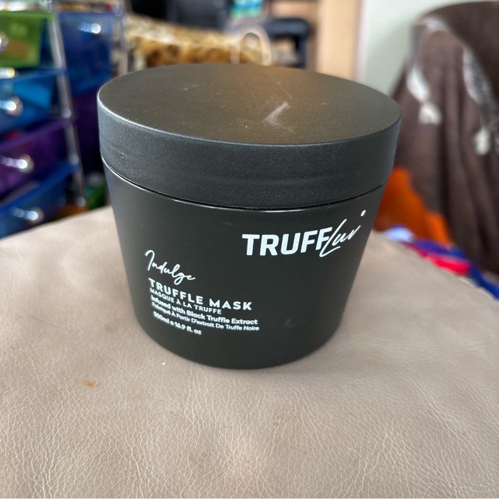 New & unopened - TruffLuv Indulge truffle hair mask 500ml.  New Sealed!